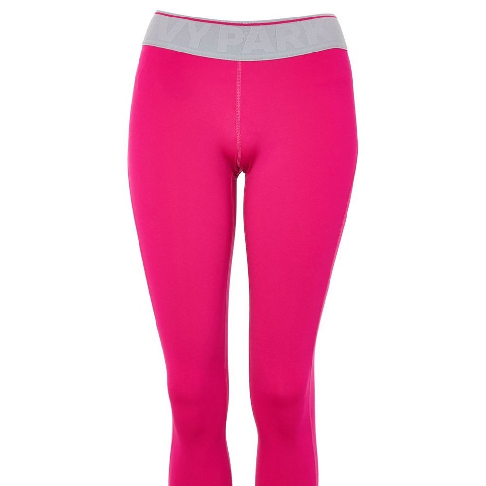 IVY PARK ~ LOGO~ Leggings FUCHSIA ~ NWT